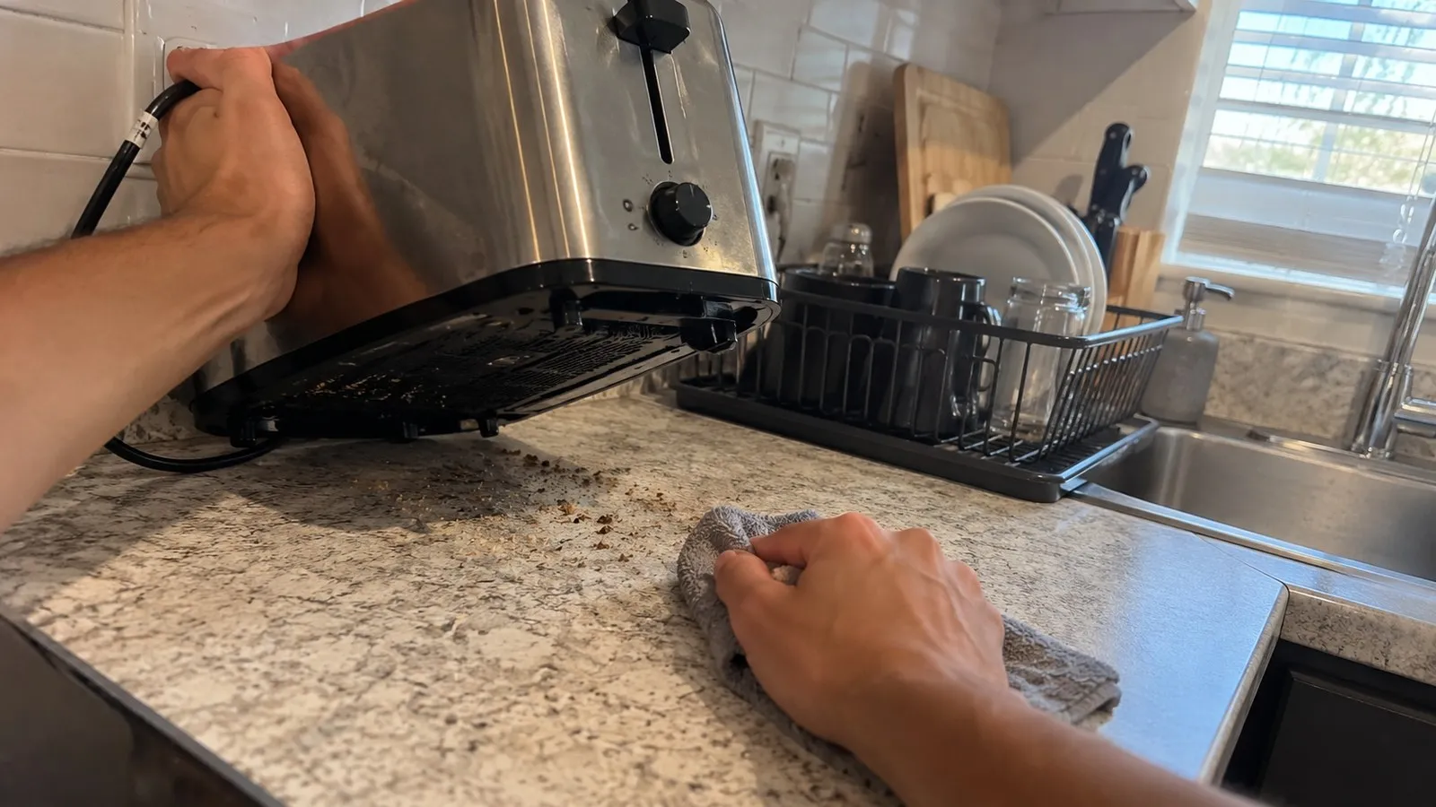 Apartment Cleaning Covers a Consistent Room-by-Room Checklist