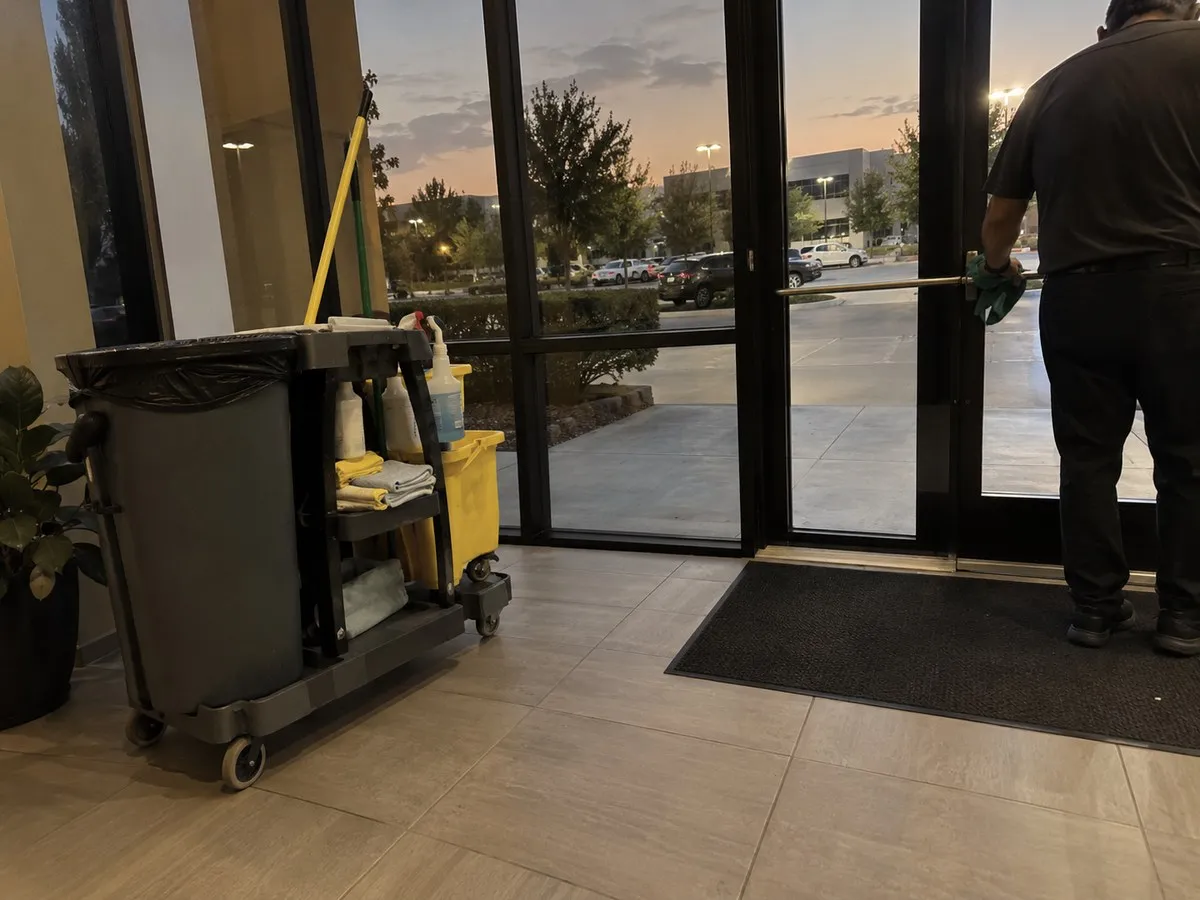 Commercial Janitorial Services in Frisco: Housekeeping, Office Cleaning & Disinfecting